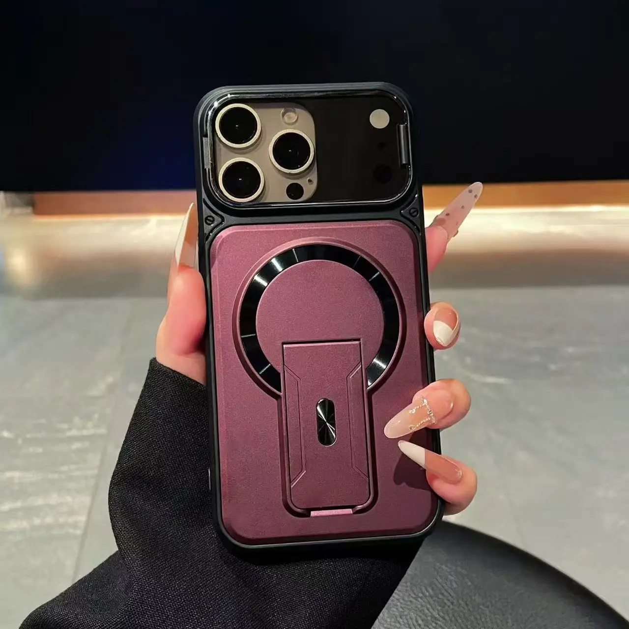 Fold Stand Magnetic Armor Case - огляд і ціна Camera Lens Protector